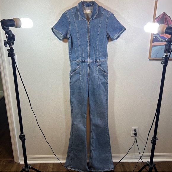 Free People We The Free Jayde Denim Jumpsuit flare leg size medium - Picture 2 of 12